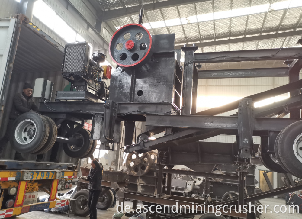 Mobile Diesel Crusher Plant 5